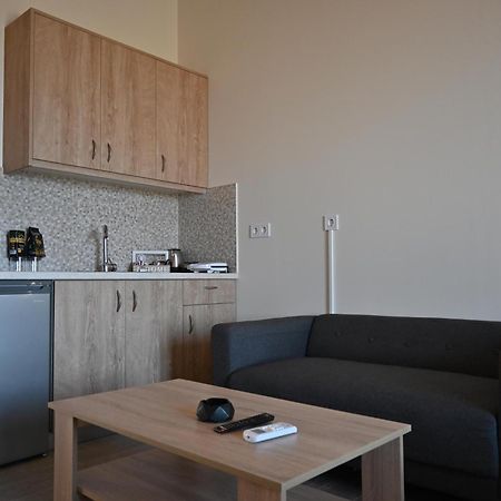 Lithino Rooms Kalamata Exterior photo