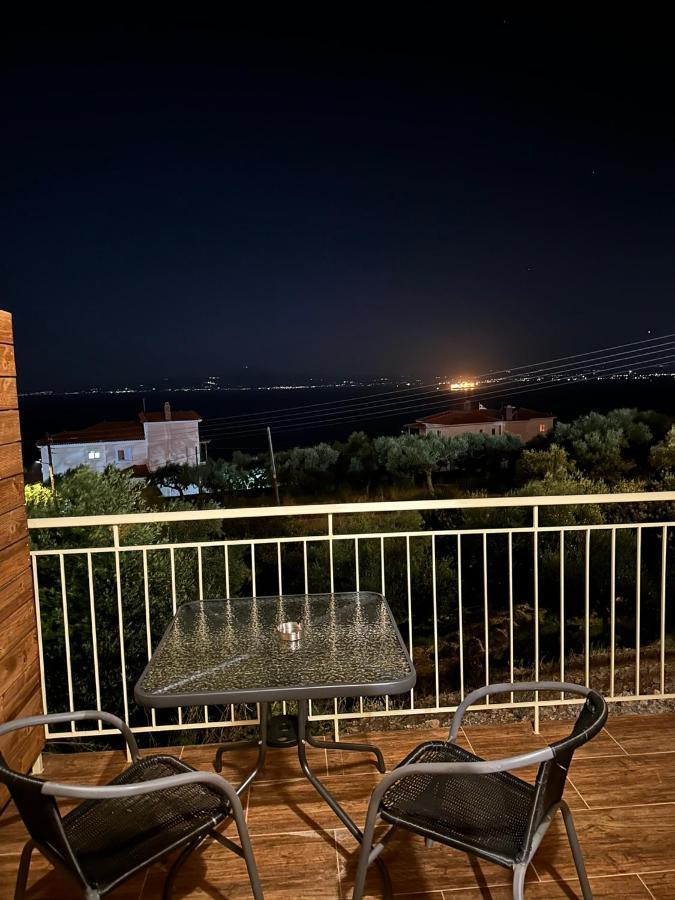 Lithino Rooms Kalamata Exterior photo