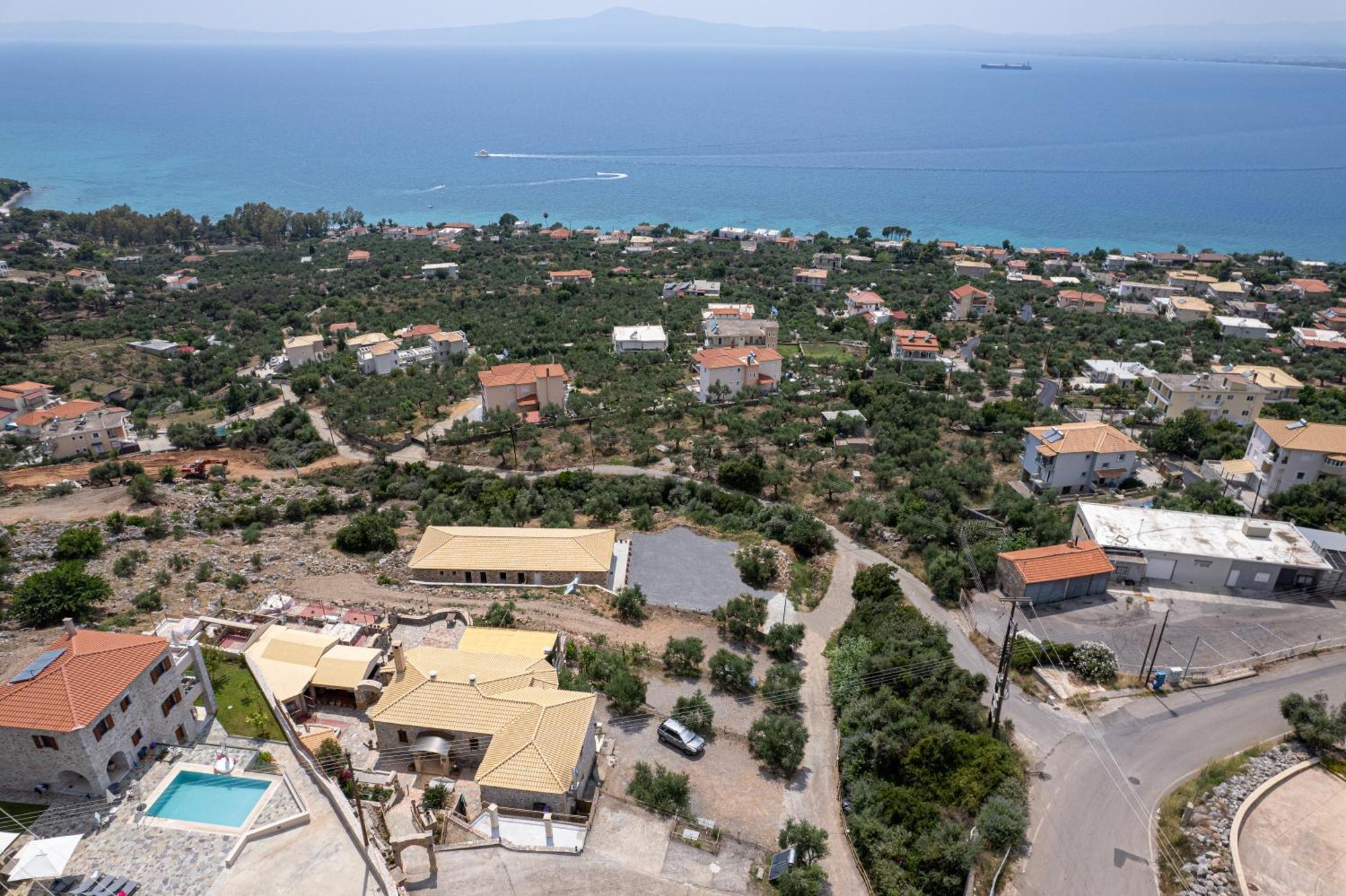 Lithino Rooms Kalamata Exterior photo